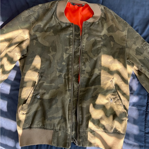 Zara Camo Jacket - Picture 1 of 4